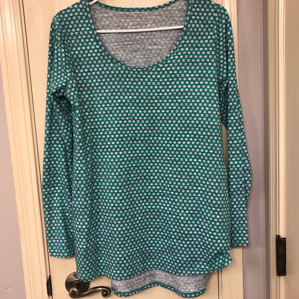 Blue and white polka dot shirt!